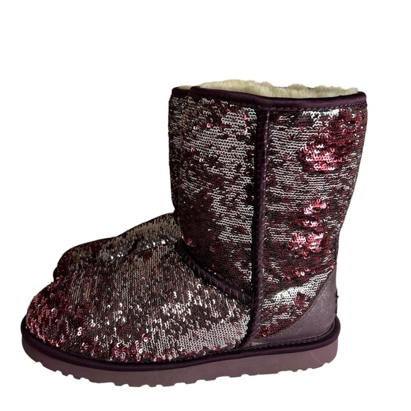 Ugg Classic Short Sequin Boot - Picture 3 of 6